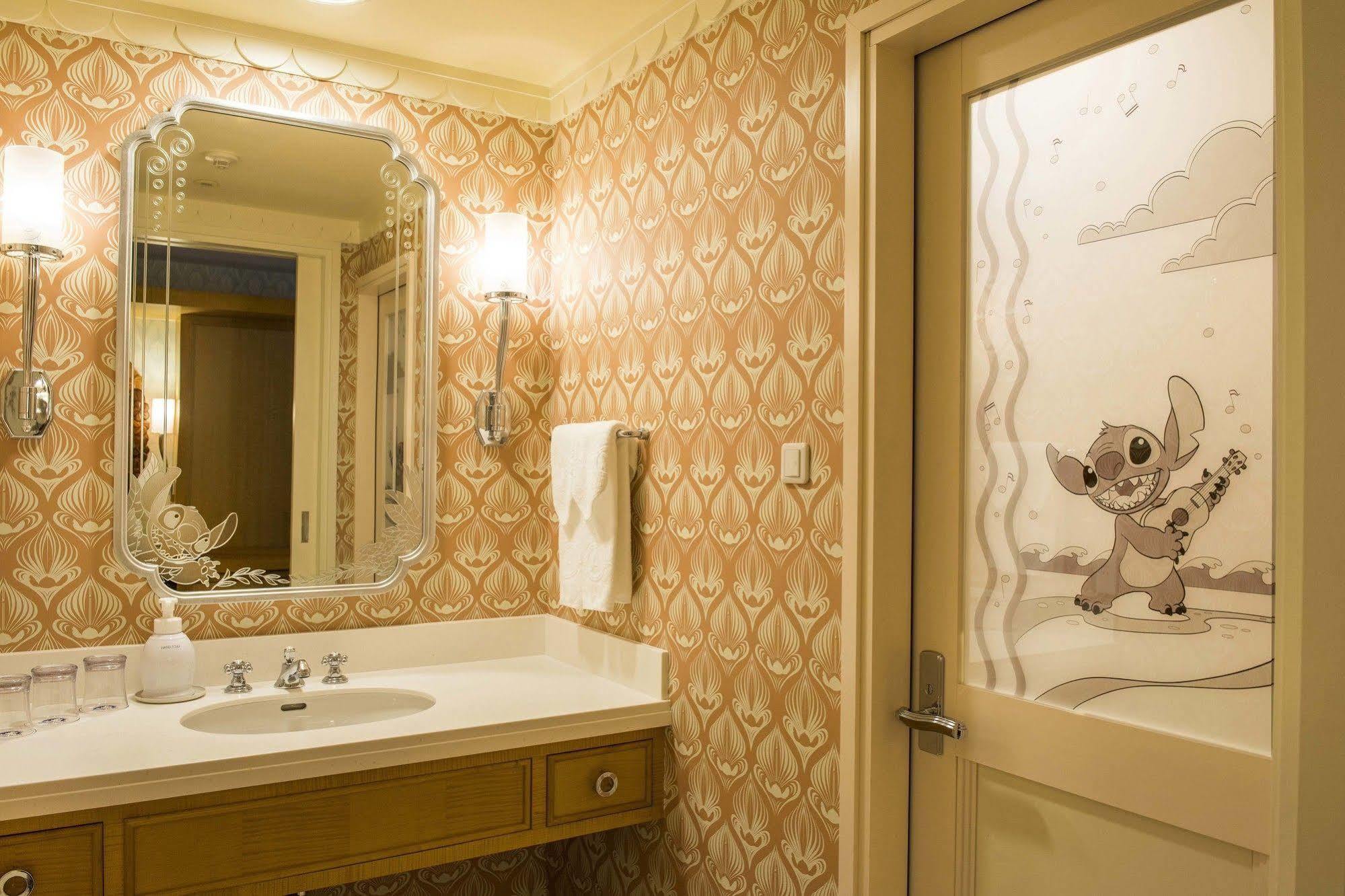 Disney Ambassador Hotel 치바 외부 사진